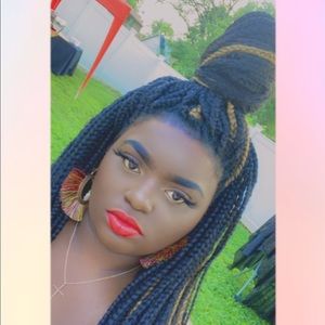 Meet your Posher, Ashley